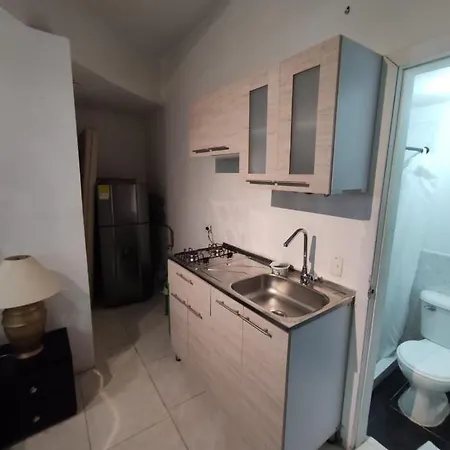 Estudio Con Entrada Independiente Laguito 1