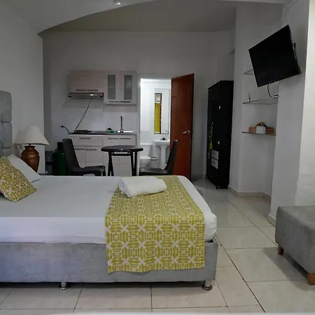 Apartment Estudio Con Entrada Independiente Laguito 1