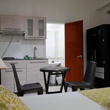 Estudio Con Entrada Independiente Laguito 1 * Cartagena