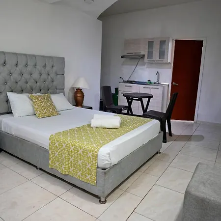 Estudio Con Entrada Independiente Laguito 1 Apartment Cartagena