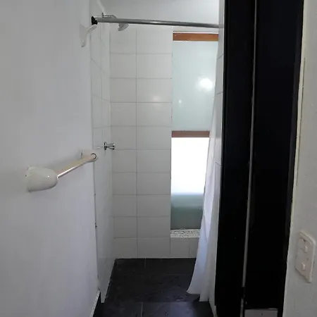 Estudio Con Entrada Independiente Laguito 1 *