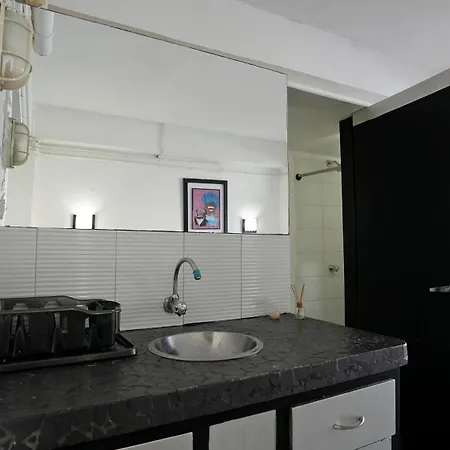 Estudio Con Entrada Independiente Laguito 1 Cartagena